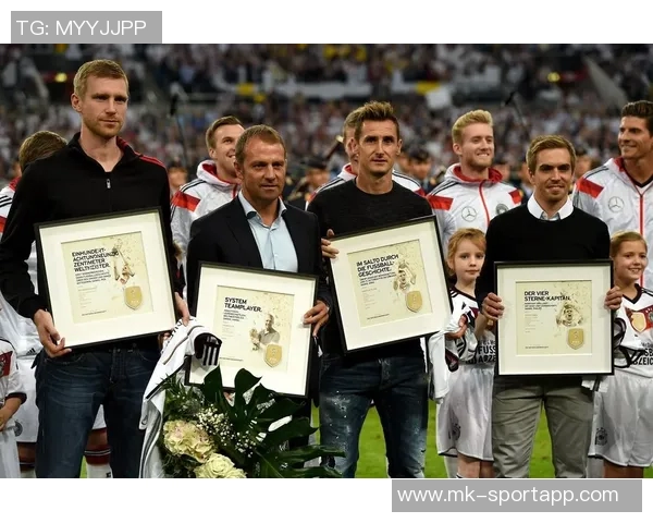 拉姆寄语小猪:你是德国足球历史上不朽的传奇与坚韧的象征 拉姆寄语小猪:你是德国足球历史上不朽的传奇与坚韧的象征