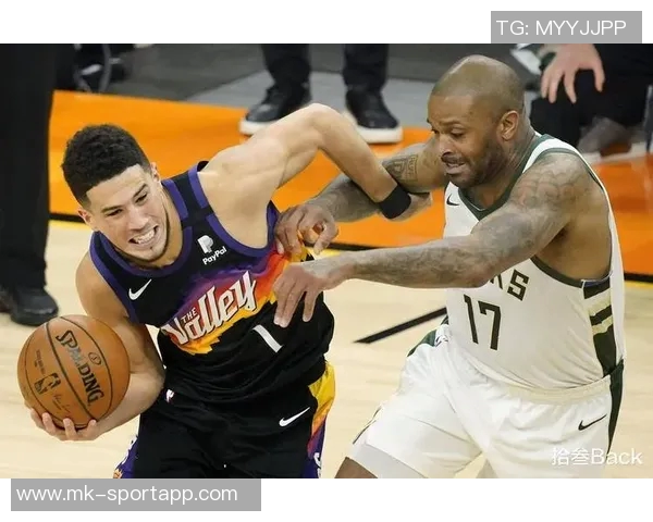 布克表示太阳队焕然一新全队已将上赛季的遗憾抛诸脑后 布克表示太阳队焕然一新全队已将上赛季的遗憾抛诸脑后