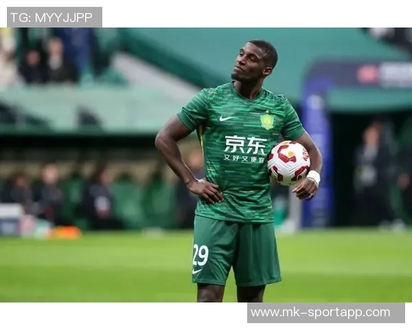 国安前锋法比奥谈球队现状称未出现欠薪问题共克时艰